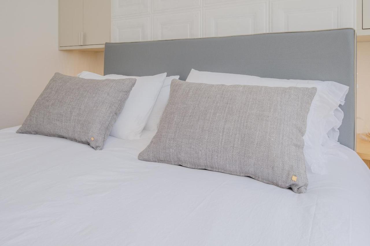 Boutique Rentals-Kihara'S Ribeira Apt With Great Views Порто Екстериор снимка